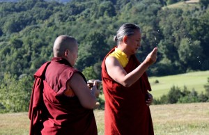 HE Dzigar Kongtrul Rinpoche and HE Jetsün Khandro Rinpoche during the ritual ceremony.