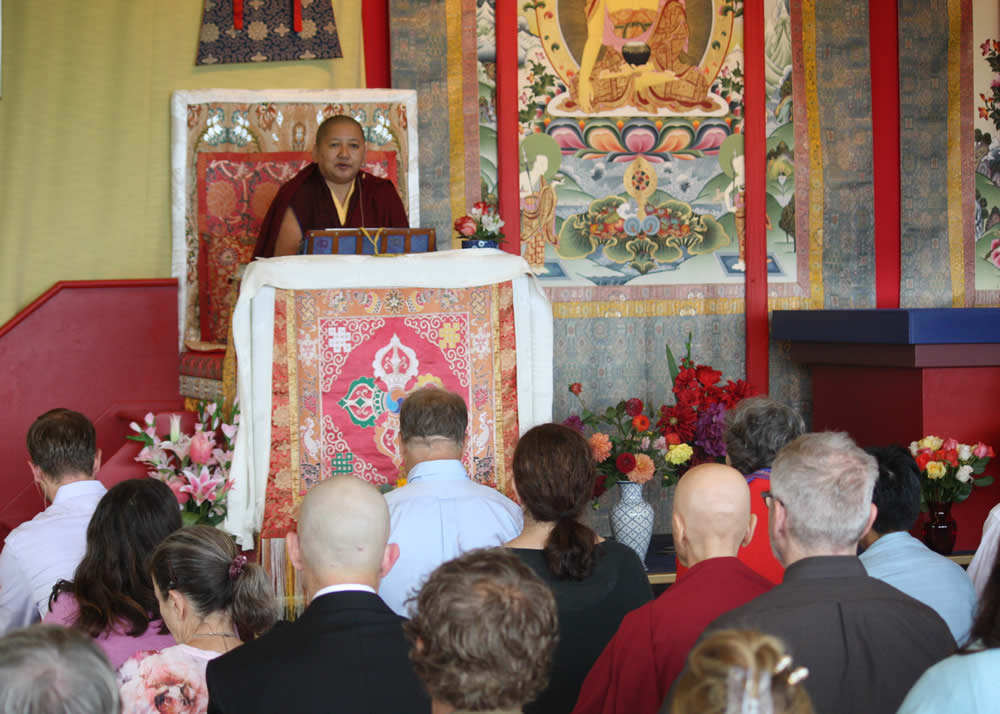 Jetsün Khandro Rinpoche.