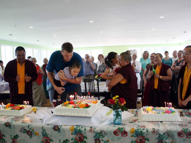 Dungse Rinpoche celebrates his birthday with the sangha.
