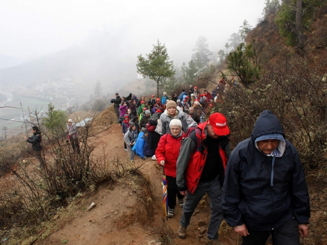 Ascending to Drak Karpo. Bhutan, March 2016.