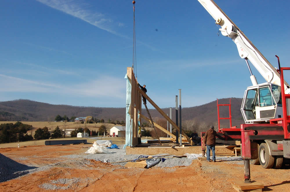 25 FEBRUARY&mdash;Positioning a section of the northern wall.