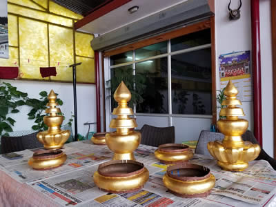 Ornaments being fabricated in India