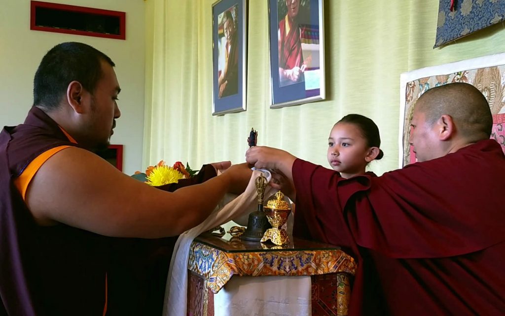 Minling Jetsün Rinpoche during the mandala offering